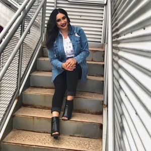 Meet your Posher, Megan